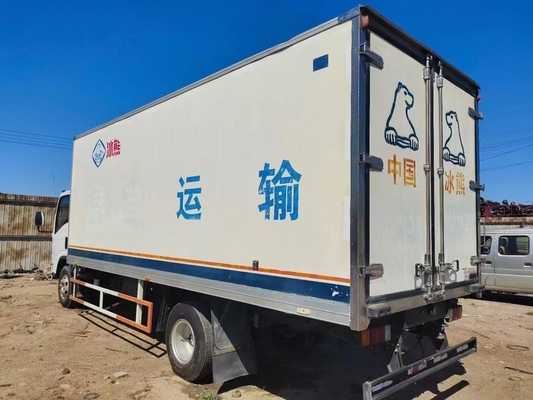 Κατεψυγμένο ISUZU diesel 98km/H οχημάτων μεταφορών κρύων αλυσίδων οχημάτων φορτηγών 130P χρησιμοποιημένο 89kw