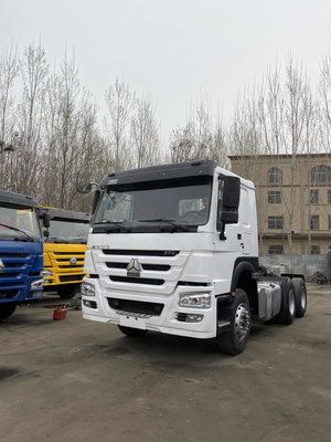 Βαρέων καθηκόντων φορτηγό τρακτέρ Sinotruck χρησιμοποιημένο Howo με το νέο χρώμα μηχανών 371HP Weichai
