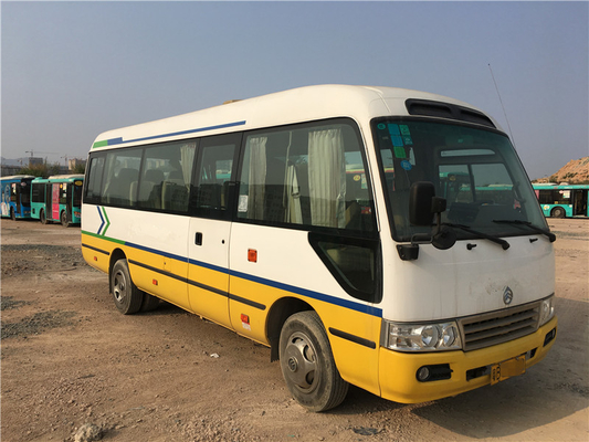 Χρησιμοποιημένη μεταφορά 19 καθίσματα 7300kg πόλεων λεωφορείων κατόχων διαρκούς εισιτήριου επιβατών Yutong από δεύτερο χέρι