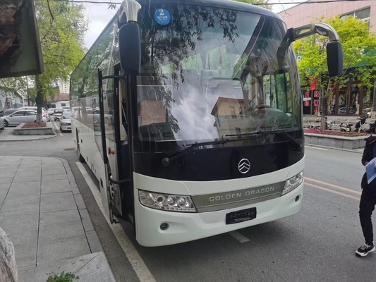 Το χρησιμοποιημένο τουριστηκό λεωφορείο χρησιμοποίησε τη χρυσή δράκων μηχανή Yuchai πορτών λεωφορείων XML6113J68 49seats διπλή