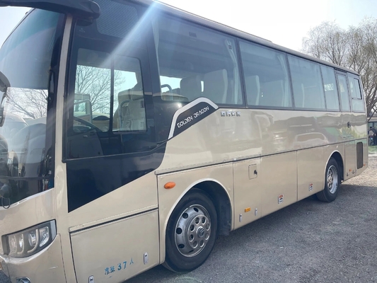 Παλαιό λεωφορείο 37 λεωφορείων καθισμάτων χειρωνακτικό κλιματιστικό μηχάνημα δράκων XML6857 μετάδοσης LHD οπίσθιο χρησιμοποιημένο μηχανή χρυσό