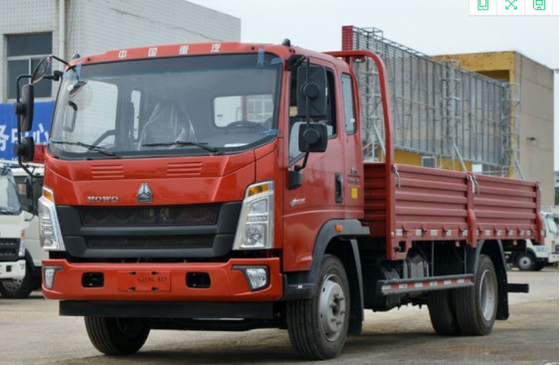 Χρησιμοποιημένο βάρος φόρτωσης φορτηγών φορτίου Sinotruck Howo φορτηγών καυσίμων 8-10 4×2 Drive δεξιού τόνοι Drive τρόπου