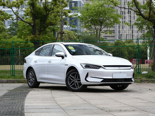 Νέα οχήματα που χρησιμοποιούν ενέργεια BYD Qin Plus EV μοντέλο 510 χλμ Plug-In Hybrid