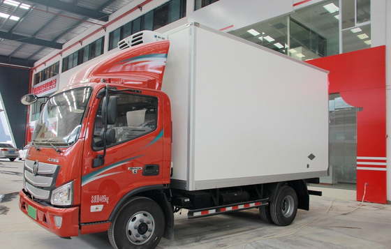 Χρησιμοποιούμενα φορτηγά ντίζελ 4×2 λειτουργία οδήγησης Φωτονικό ψυγείο φορτηγό 143hp