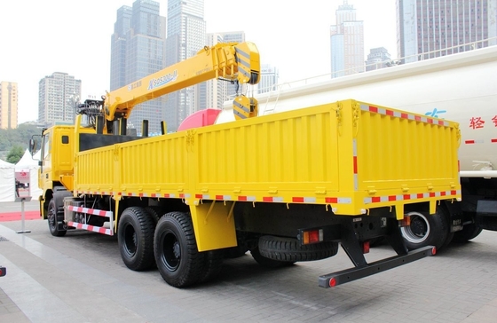 Υψώνοντας βάρος 12 τόνους Χρησιμοποιούμενο φορτηγό γερανό Hongyan 290hp επίπεδη στέγη