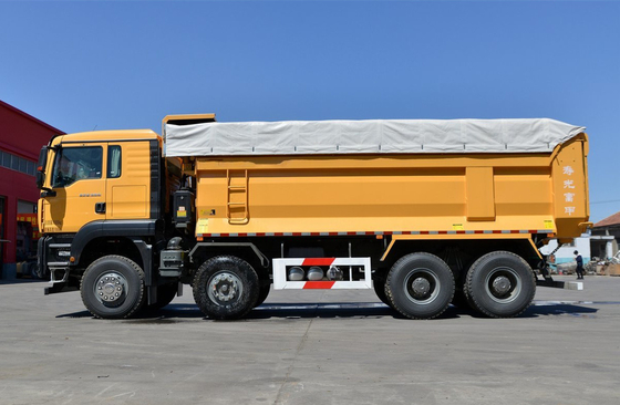 Ορυχείο Καθαριστικό φορτηγό Sinotruck 8*4 SITRAK Weichai 400hp 30-50 τόνους Χρήσιμο φορτίο 12 τροχούς LHD/RHD