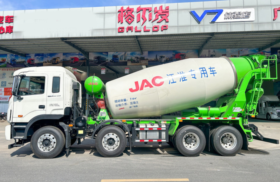 Αμαξοφόρο σκυροδέματος κινητό 7-8m3 δεξαμενόπλοιο Συμπλέκτης τσιμέντου Αμαξοφόρο Κινέζικη μάρκα JAC Yuchai 350hp