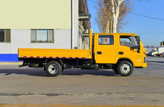 5 τόνων φορτηγό 2 σειρές καμπίνα 2 + 3 θέσεις επίπεδο κρεβάτι κουτί με 3,2 μέτρα Yunei κινητήρα 116hp
