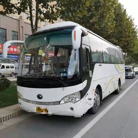 Μεγάλο χρησιμοποιημένο λεωφορείο 39 καθίσματα 8995 X 2500 X 3450mm τουριστών από δεύτερο χέρι λεωφορείων Yutong