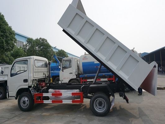 4x2 10T Dongfeng 95HP LHD χρησιμοποιούμενο έτος φορτηγών απορρίψεων 2021