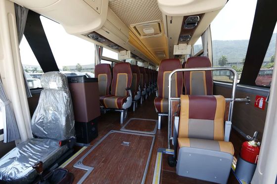 Νέα εμπορικών σημάτων διπλά αξόνων ευρο- ΙΙ λεωφορεία μηχανών της Cummins πετρελαιοκίνητων τουριστηκών λεωφορείων μπροστινά 58-70 καθίσματα χρησιμοποίησαν το χρυσό δράκο XML6125