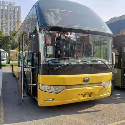 Τα χρησιμοποιημένα VIP καθίσματα λεωφορείων ZK6122 47 Yutong με την τουαλέτα διπλασιάζουν τη μηχανή 247kw Weichai πορτών