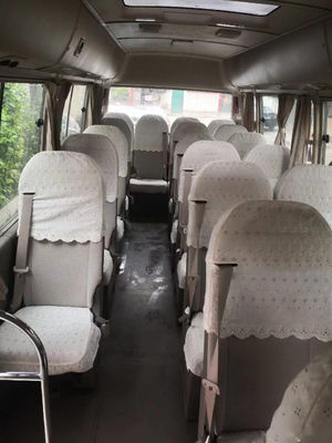 Χρησιμοποιημένο λεωφορείο 2017 Toyota 23 ακτοφυλάκων αριστερό Drive χιλιομέτρου καθισμάτων χαμηλό