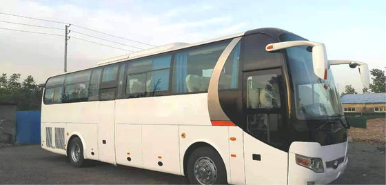 Χρησιμοποιημένο λεωφορείο ZK6110 51 Yutong χρησιμοποιημένες καθίσματα αημένες οδηγώντας πλαίσια διπλές πόρτες χάλυβα τουριστηκών λεωφορείων
