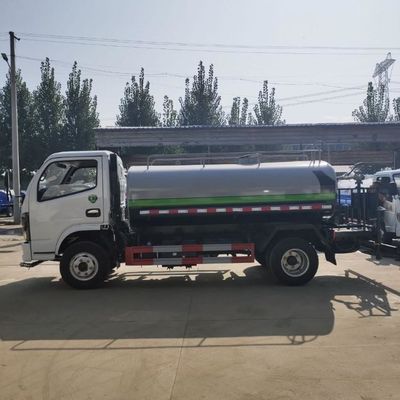 Χρησιμοποιημένο Dongfeng 5cbm μ3 νερού βυτιοφόρων ψεκαστήρων φορτηγό ψεκασμού φορτηγών χρησιμοποιημένο 5Ton
