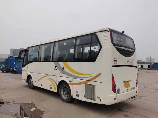 Χρησιμοποιημένο υψηλότερο λεωφορείο KLQ6808 35 οπίσθια μηχανή 140kw Yuchai καθισμάτων χρησιμοποιούμενη χαμηλό χιλιόμετρο πλαισίων χάλυβα λεωφορείων λεωφορείων