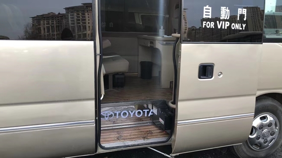 Μίνι λεωφορεία 23 μίνι πόρτα Antomatic μηχανών βενζίνης σχολικών λεωφορείων λεωφορείων Seater Toyota Coster