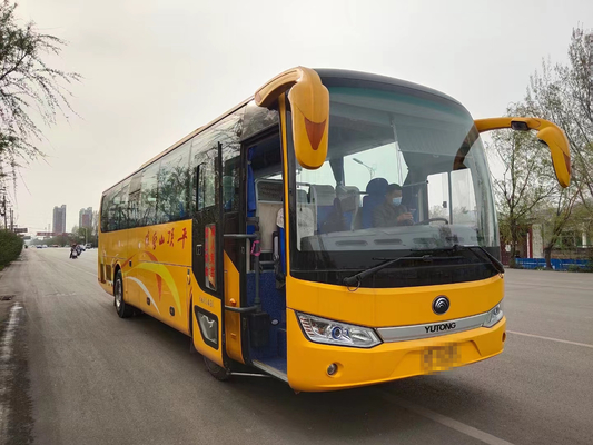 49 καθισμάτων 2016 χρησιμοποιημένο έτος Yutong λεωφορείο λεωφορείων λεωφορείων χρησιμοποιημένο ZK6115 για την οδήγηση μηχανών LHD Yuchai diesel πώλησης