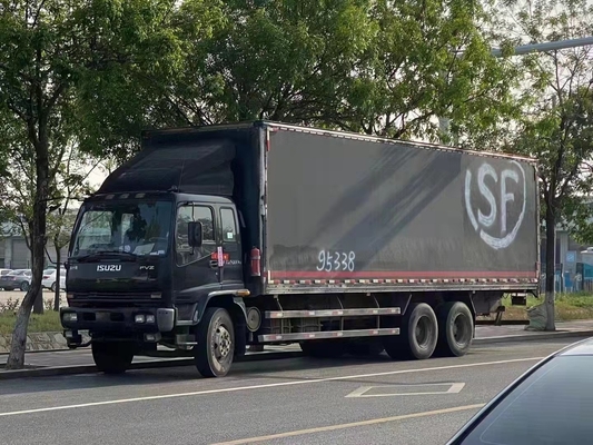 Γρήγορο κιβώτιο ταχυτήτων 9.6m φορτηγών τύπων παραθύρων από δεύτερο χέρι φορτηγών φορτίου ISUZU μήκος