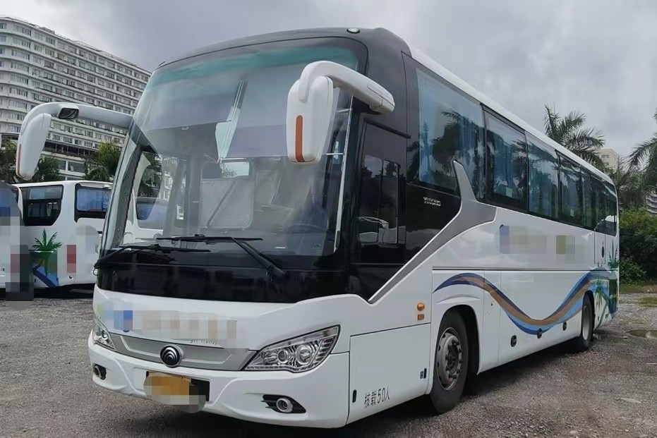 Zk6120 χρησιμοποιημένα Yutong εξαρτήματα λεωφορείων λεωφορείων 50seats λεωφορείων 90% νέα για τα καθίσματα