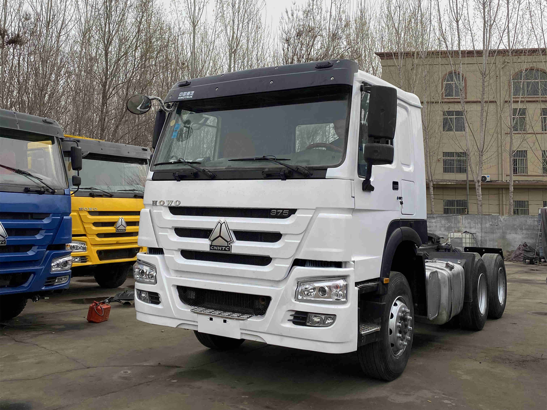 Χρησιμοποιημένο HOWO αριστερό Drive 375/371hp 2019-2020 φορτηγών 6*4 τρακτέρ