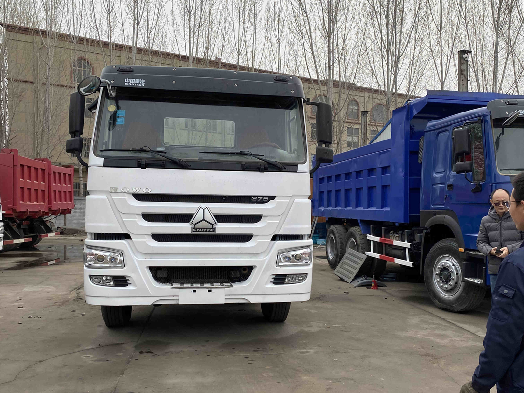 Χρησιμοποιημένο HOWO αριστερό Drive 375/371hp 2019-2020 φορτηγών 6*4 τρακτέρ