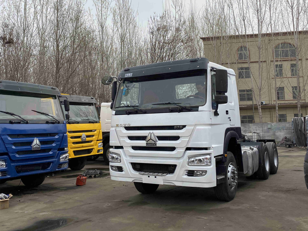 Χρησιμοποιημένο HOWO αριστερό Drive 375/371hp 2019-2020 φορτηγών 6*4 τρακτέρ