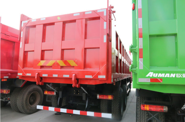 Φορτηγό απορρίψεων diesel κάδων 25 κυβικό μετρητών 15 τόνοι ευρώ ΙΙ δεξί Tipper 430hp φορτίων Rhd Drive 8x4