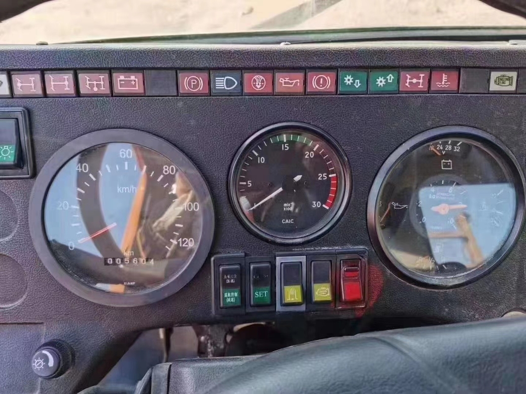 LHD 15 κυβικό πλήρες Drive 4X4 φορτηγών 290hp ψεκαστήρων δεξαμενών νερού μετρητών από τον ψεκαστήρα οδικού νερού