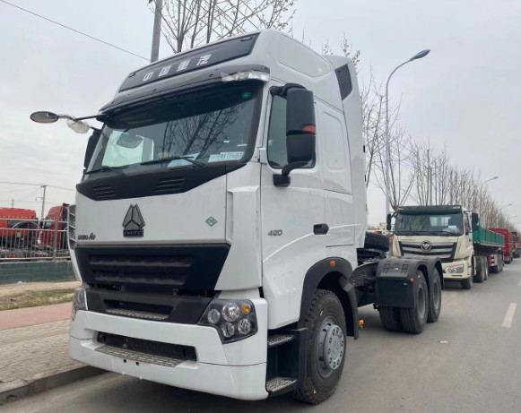 Tipper από δεύτερο χέρι HOWO 371hp 30tons μηχανών diesel φορτηγών τρακτέρ HOWO A7 χρησιμοποιημένο 6*4 φορτηγό