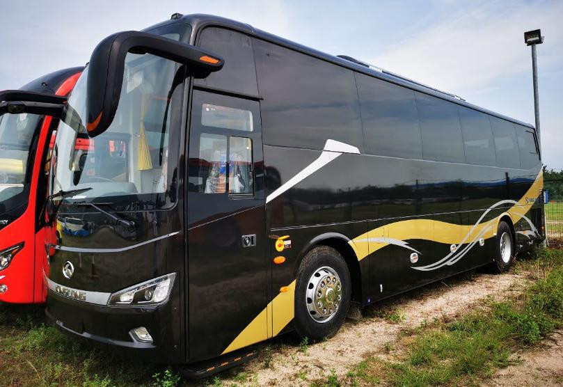 Η ολοκαίνουργια μηχανή 6L280 γρήγορα 6 Kinglong Xmq6112ay 2buses 49+1+1seats Yuchai λεωφορείων επιταχύνει το κιβώτιο ταχυτήτων