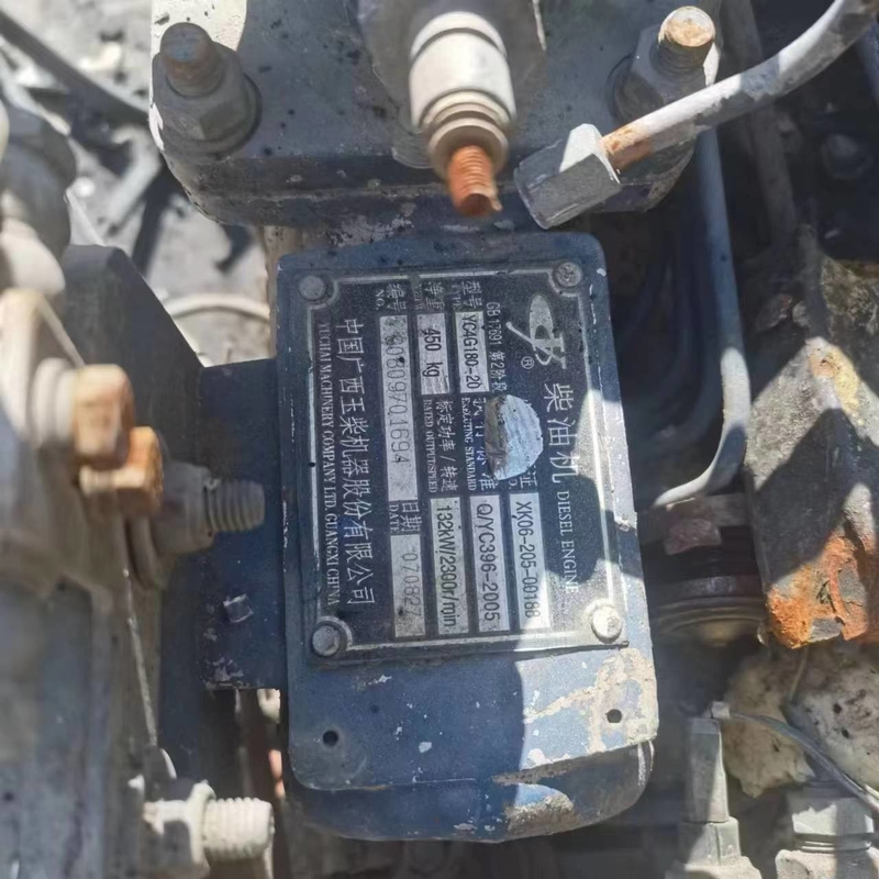Euro 2 Μεταχειρισμένος κινητήρας Yuchai Diesel YC4G180-20 με 180 ίππους για ανατρεπόμενο φορτηγό Yutong Bus Howo