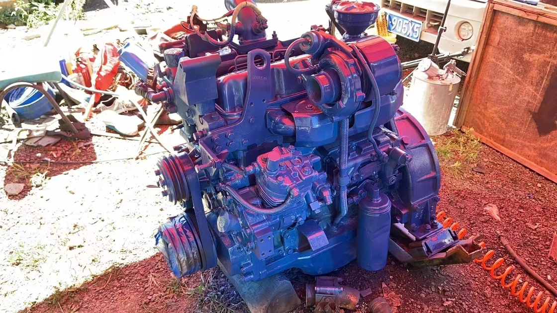 Euro 2 Μεταχειρισμένος κινητήρας Yuchai Diesel YC4G180-20 με 180 ίππους για ανατρεπόμενο φορτηγό Yutong Bus Howo