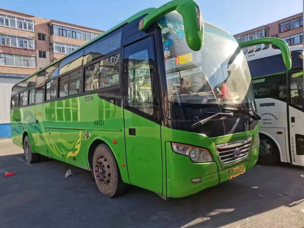 Μεταχειρισμένο Mini Van Yutong ZK6102D Μπροστινό λεωφορείο κινητήρα 43 θέσεων Διπλές πόρτες LHD/RHD