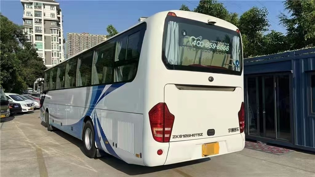 Λεωφορείο 2017 χέρι Buss ταξιδιού πολυτέλειας λεωφορείων Zk6125HQ δεύτερος έτους 55seat Yutong για την πώληση