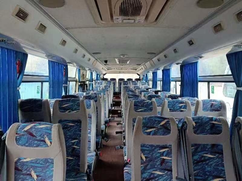 Χρησιμοποιημένη τιμή 60 λεωφορείων πολυτέλειας λεωφορείων και λεωφορείων Yutong ZK6115 λεωφορείων 2016 χρησιμοποιημένη έτος λεωφορείο Seater