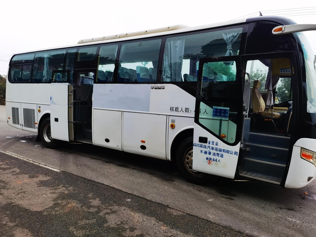 Η μέση μηχανή Yuchai πορτών λεωφορείων ZK6107HB από δεύτερο χέρι Yutong επισκευάζει σε ΕΥΡΟ- IV εκπομπή