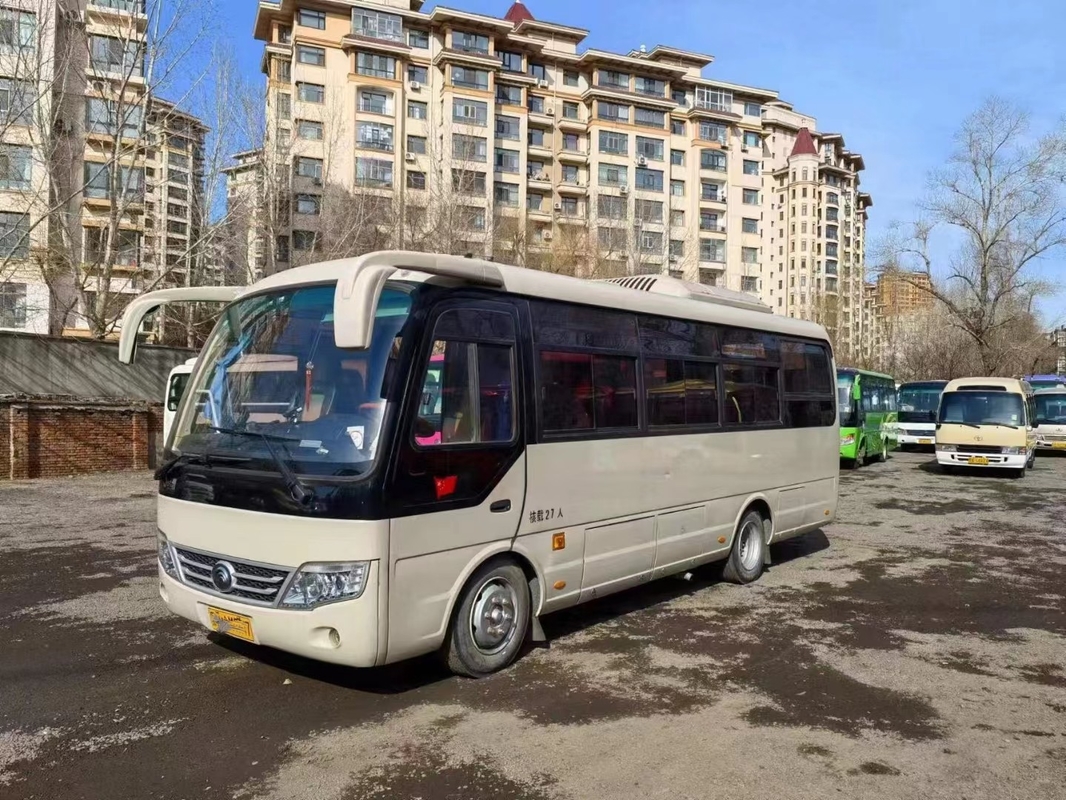 Χρησιμοποιημένα επιβατών παράθυρα λεωφορείων Yutong από δεύτερο χέρι έτους μηχανών 2017 Yuchai λεωφορείων μπροστινά γλιστρώντας 27 καθίσματα