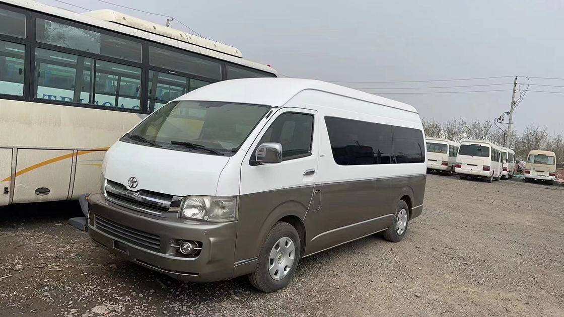 Ιαπωνικά χρησιμοποιημένα λεωφορεία Toyota Hiace 15 μπροστινό βούλωμα φορτιστών μηχανών πετρελαίου μικρών λεωφορείων πολυτέλειας καθισμάτων δεύτερο