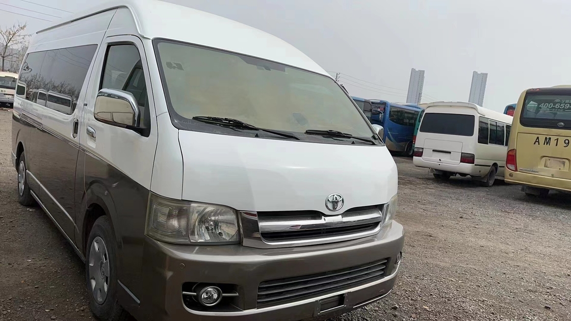 Ιαπωνικά χρησιμοποιημένα λεωφορεία Toyota Hiace 15 μπροστινό βούλωμα φορτιστών μηχανών πετρελαίου μικρών λεωφορείων πολυτέλειας καθισμάτων δεύτερο