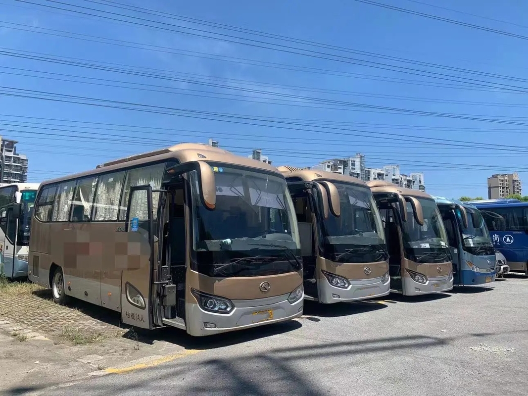 Η χρησιμοποιημένη μηχανή 34 χρυσό χρώμα 8 Weichai λεωφορείων λεωφορείων έτους καθισμάτων το 2018 μετρά το 2$ο χέρι Kinglong XMQ6802