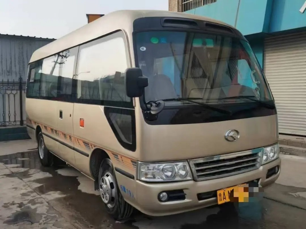 Από δεύτερο χέρι 17 μικρό λεωφορείο 19 Seater εξωτερική ταλαντεμένος πόρτα ακτοφυλάκων XMQ6606 Kinglong καθισμάτων μπροστινή χρησιμοποιημένη μηχανή