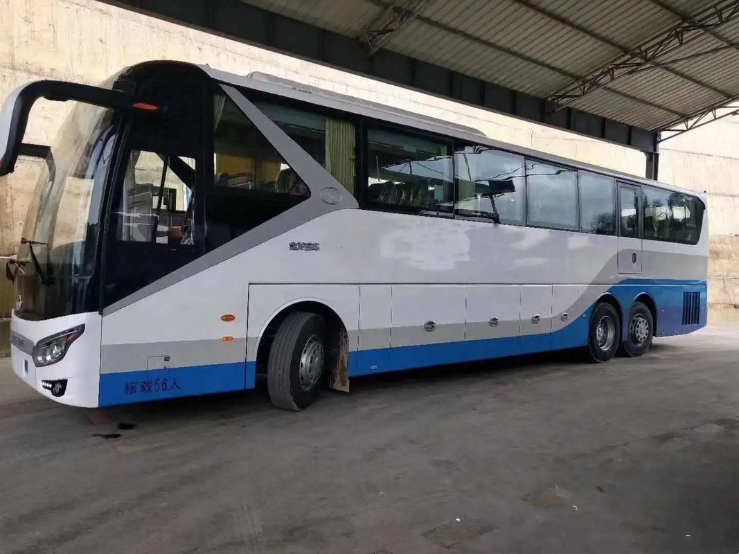 Από δεύτερο χέρι σπάνια μηχανή 375hp 56 καθίσματα A/$l*c διαμερισμάτων αποσκευών λεωφορείων η μεγάλη χρησιμοποίησε το λεωφορείο XMQ6135 LHD/RHD Kinglong