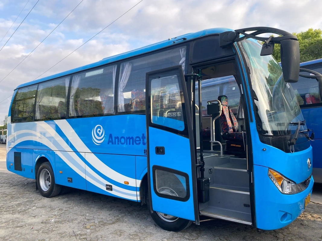 Το χρησιμοποιημένο λεωφορείο 30 αριστερό Drive 4 μηχανή 2$ος οχημάτων πυκνών δρομολογίων οχημάτων καθισμάτων επίσημο κυλίνδρων είχε υψηλότερο XML6112 με το A/$l*c