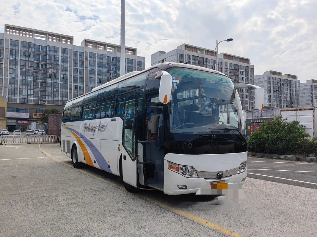 Το χρησιμοποιημένο ΕΥΡΩ IV μηχανή 245hp 10,5 ανοίξεων φύλλων λεωφορείων λεωφορείων Yuchai 49 καθισμάτων μετρά το 2$ο νέο λεωφορείο ZK6107 Tong χεριών