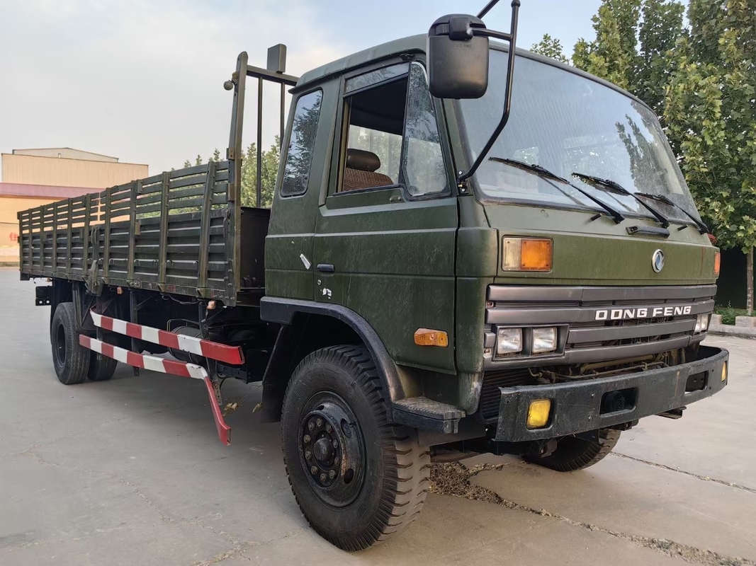 Ο χρησιμοποιημένος τρόπος LHD/RHD Drive μηχανών 4×2 της Cummins ελαφριών φορτηγών χρησιμοποίησε το φορτηγό φορτίου Donfeng 6,8 τόνοι βάρους συγκρατήσεων