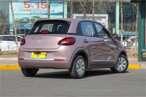 Νέα Ενέργεια Οχήματα Ute Wuling Bingo 203KM 2023 μοντέλο 5 θέσεων 4 μέτρα μήκος