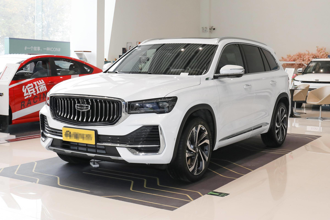 Κινέζικο αυτοκίνητο Geely SUV 4 * 4 Drive Mode 5 θέσεις Αριστερό χειροκίνητο κλιματιστικό