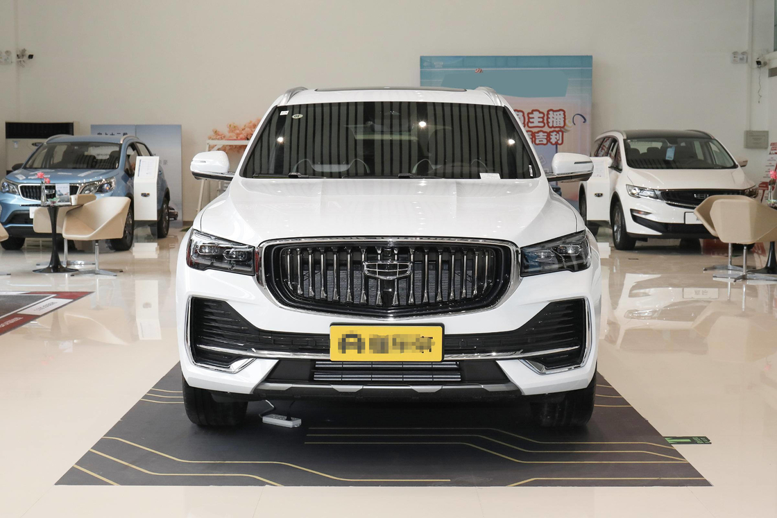 Κινέζικο αυτοκίνητο Geely SUV 4 * 4 Drive Mode 5 θέσεις Αριστερό χειροκίνητο κλιματιστικό