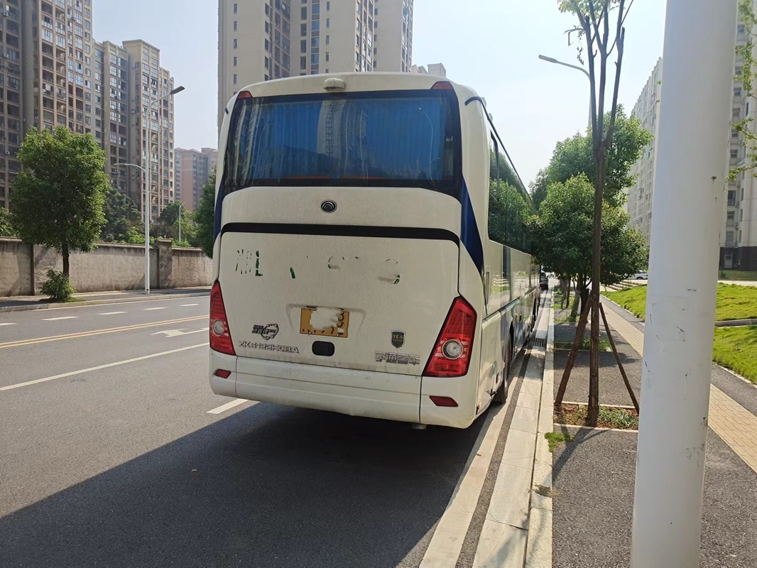 Δεύτερο χέρι Coach Leaf Spring 55 θέσεις Weichai Μηχανή 2013 Έτος LHD/RHD Δύο πόρτες